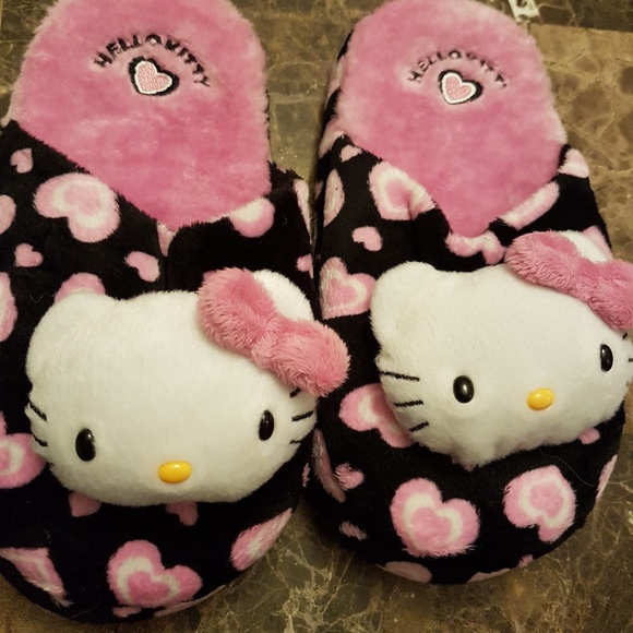 Hello Kitty Other - Kids~girls Hello Kitty Slippers Size M~2-3 NWOT